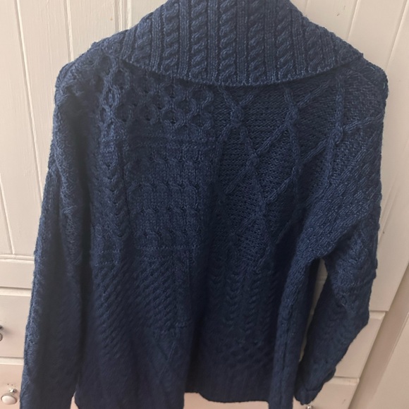 Authentic Irish Women's Navy Blue Sweater w/Open Front and Long Sleeves Lined - Picture 6 of 10